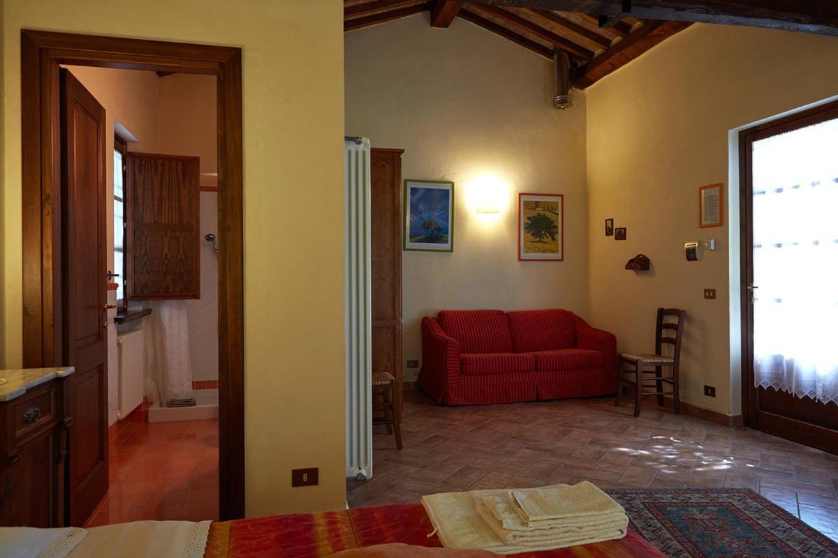 Agriturismo Eco-Bio Villa Vacasio Pitigliano Exterior photo