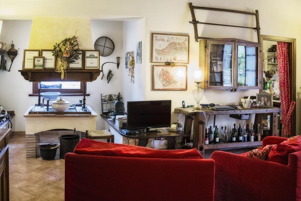 Agriturismo Eco-Bio Villa Vacasio Pitigliano Exterior photo