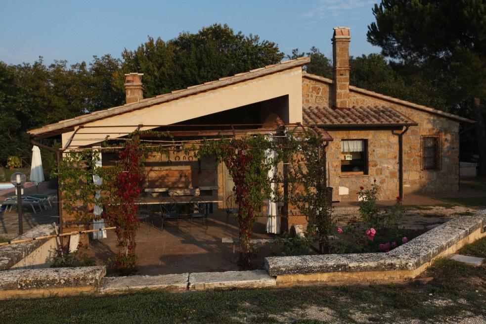 Agriturismo Eco-Bio Villa Vacasio Pitigliano Exterior photo
